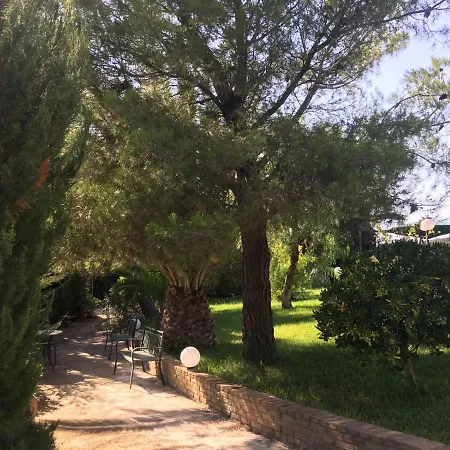 Alojamento de Acomodação e Pequeno-almoço Simo *